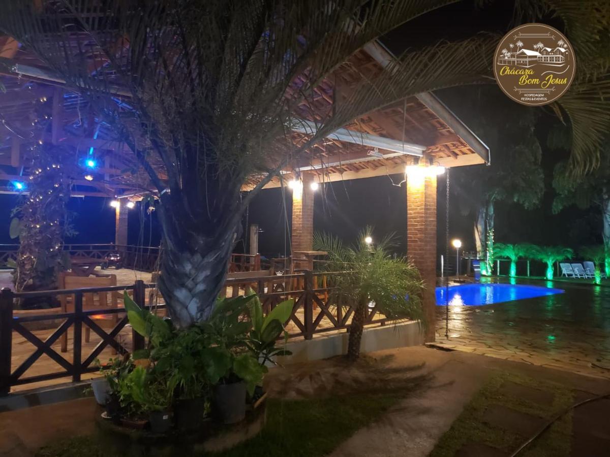Chácara Bom Jesus Villa Caconde Bagian luar foto