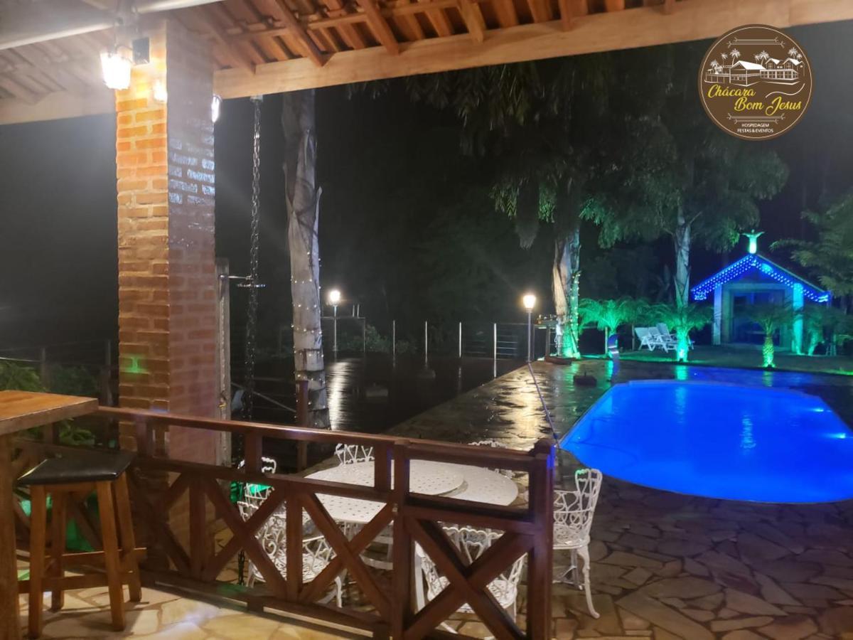 Chácara Bom Jesus Villa Caconde Bagian luar foto