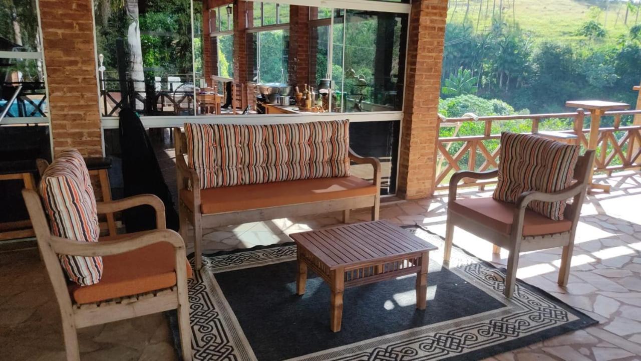 Chácara Bom Jesus Villa Caconde Bagian luar foto