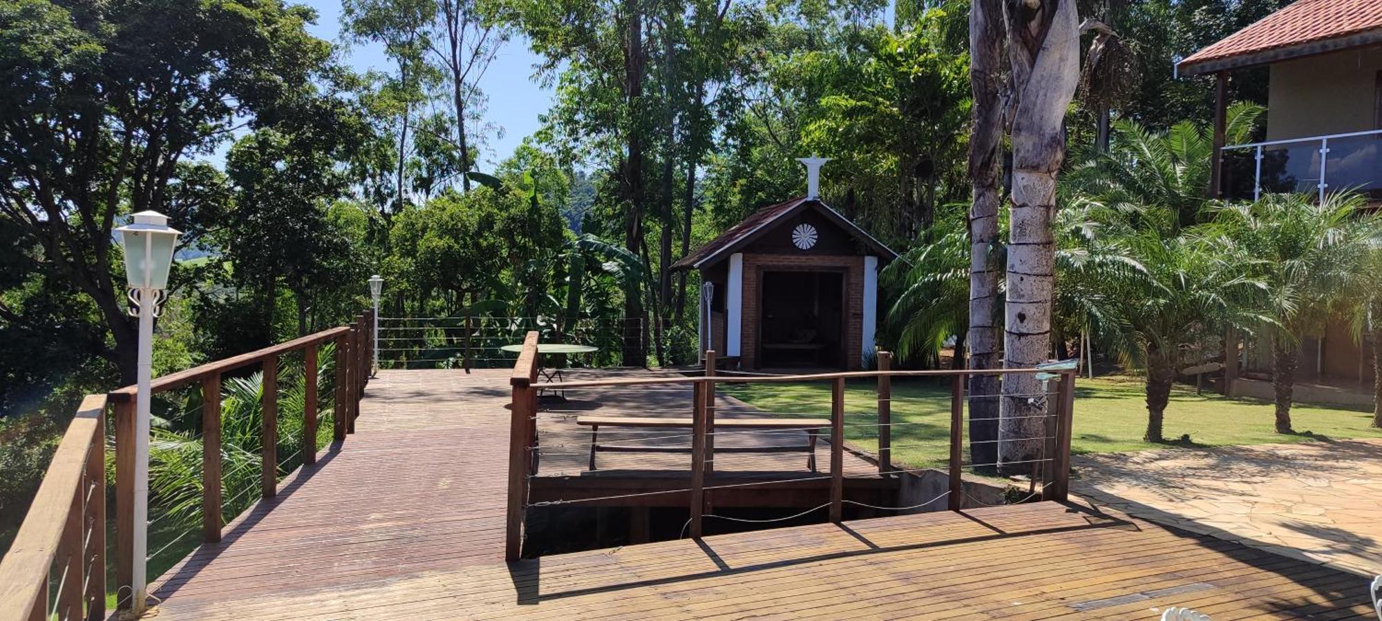 Chácara Bom Jesus Villa Caconde Bagian luar foto